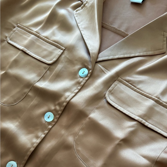 Rachel Zoe satin short sleeve button-down shirt - Picture 2 of 3